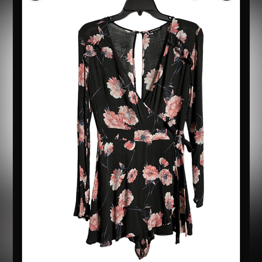 Cotton Candy Black with a Pink Flowers Long Sleeve Romper Size Small